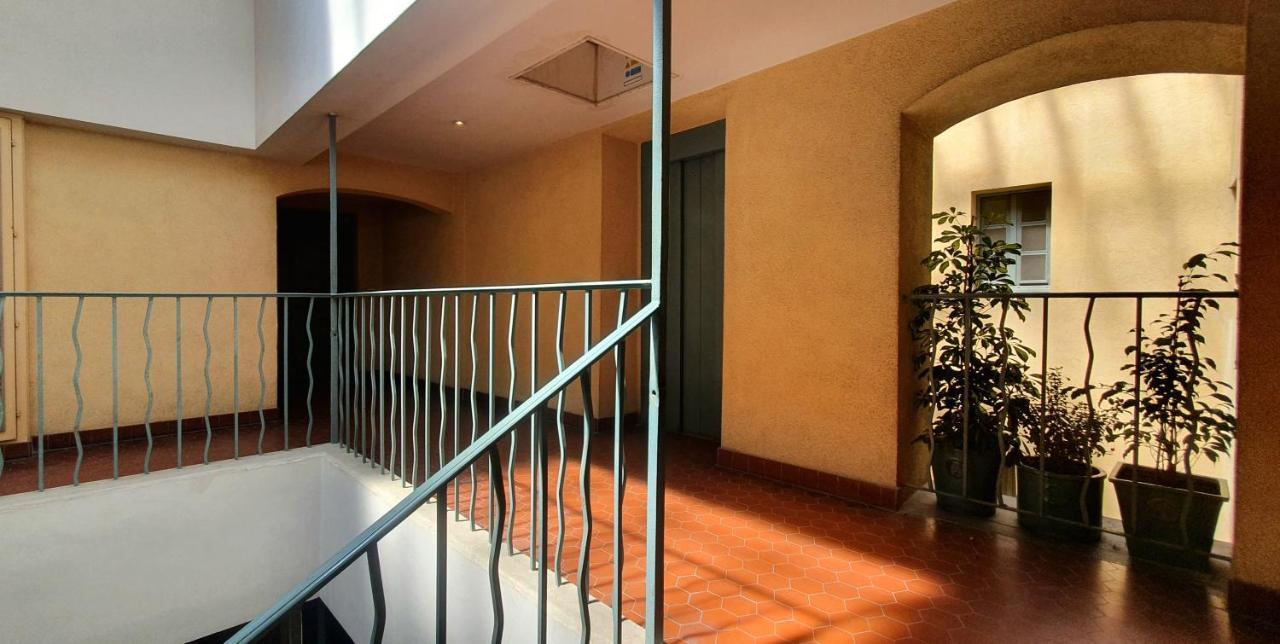 Chambre D'Hotes Sde, Wc Prive Climatise Dans Loft 80M2 Espace Commun Avec Les Habitants Salon Et Cuisine Lejlighed Toulon Eksteriør billede