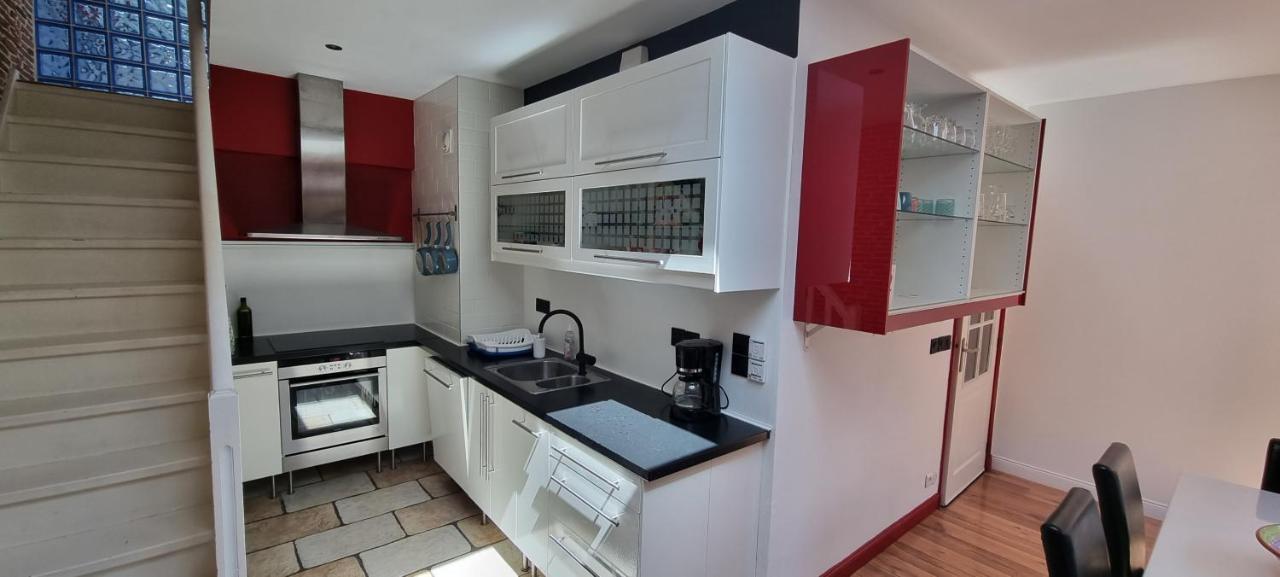 Chambre D'Hotes Sde, Wc Prive Climatise Dans Loft 80M2 Espace Commun Avec Les Habitants Salon Et Cuisine Lejlighed Toulon Eksteriør billede