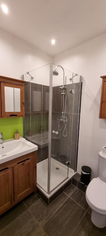 Chambre D'Hotes Sde, Wc Prive Climatise Dans Loft 80M2 Espace Commun Avec Les Habitants Salon Et Cuisine Lejlighed Toulon Eksteriør billede