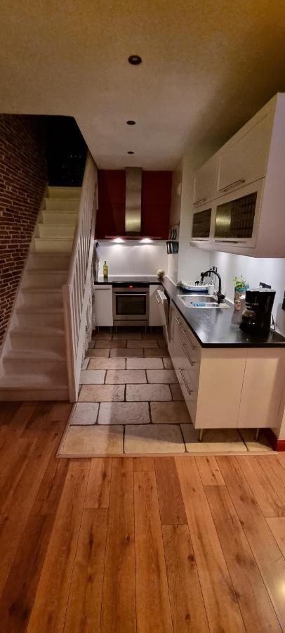Chambre D'Hotes Sde, Wc Prive Climatise Dans Loft 80M2 Espace Commun Avec Les Habitants Salon Et Cuisine Lejlighed Toulon Eksteriør billede